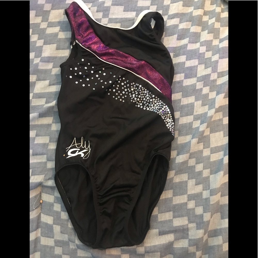 Aly Raisman GK Elite leotard Size Childrens Medium